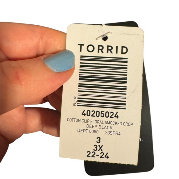 Torrid Cotton Clip Floral Smocked Crop Top Black 3X - Picture 12 of 12